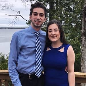 Meet your Posher, Caitlin